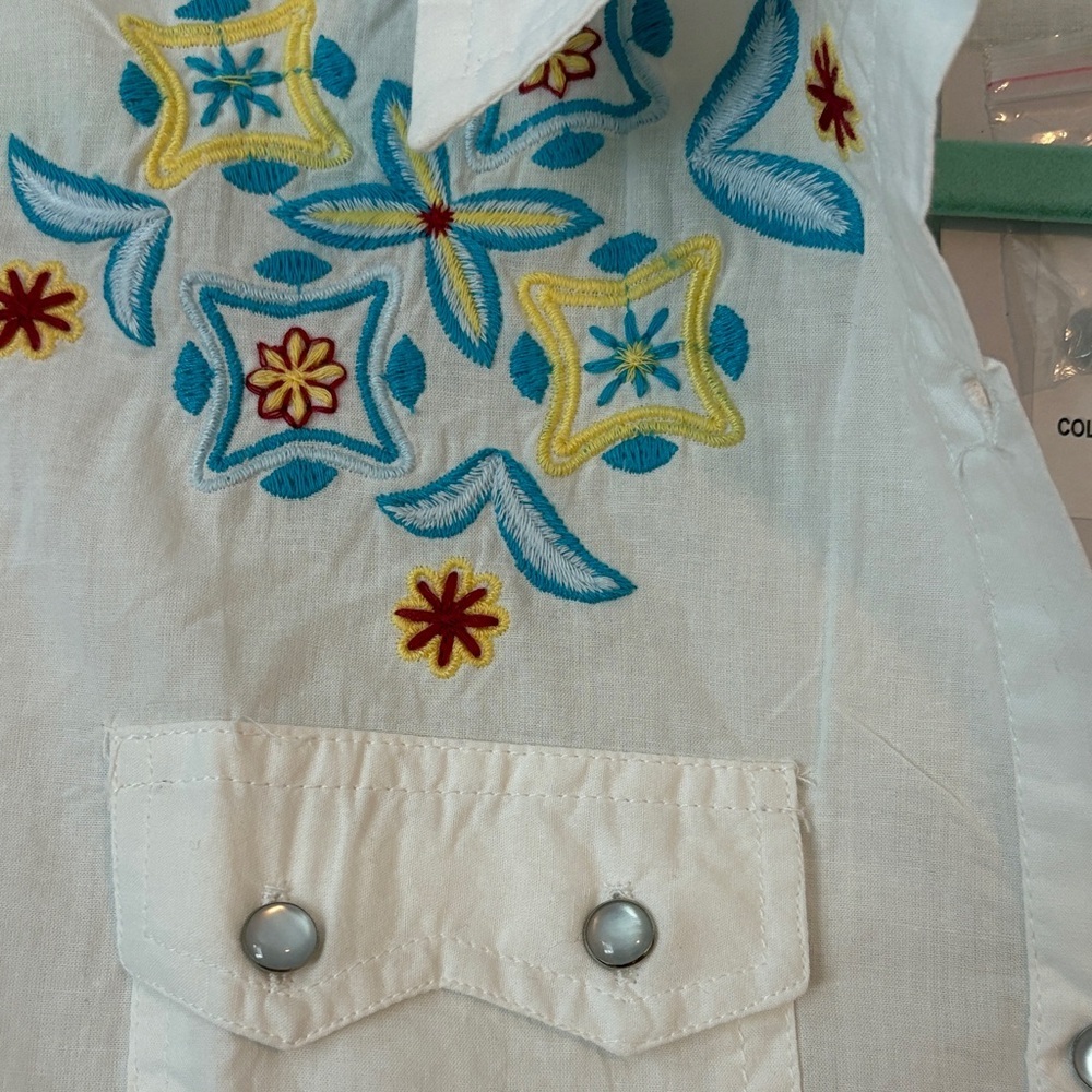 Vintage Goa Women’s White Embroidered Western Button Down Shirt NWT Medium - Picture 3 of 11